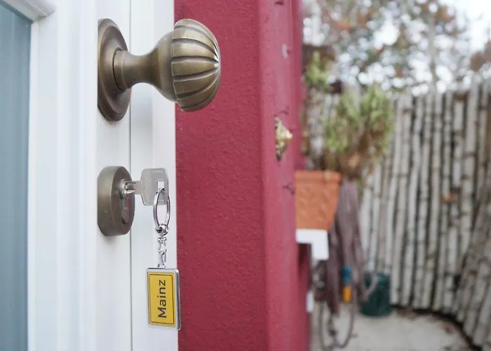 Gonsenheim 1-zimmer Nah Am Wald דירה מיינץ